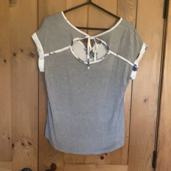 Tie back mixed material top - Picture 2 of 3